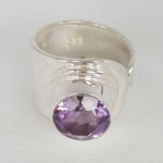 r-lo-01-009-113am Amethyst, fac., verstellbar, Steingröße: 12mm, gefaßt in 925er Sterlingsilber, 34,90€