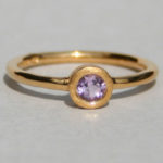 Art.-Nr. Ca-RS1473Z Ring vergoldet -Fine- mit Amethyst 4 mm fac. Amethyst, nur noch in Gr. 52, 54 + 56 er ältlich, 43,50€