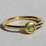 Art.-Nr. Ca-RS1473P Ring vergoldet -Fine- mit Peridot 4 mm fac. Peridot nur noch in Gr. 54 erhältlich, 43,50€