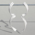 Art.-Nr. Ca- E1691P "Silberohrstecker" Maße: 49x12 mm, 56,50€