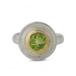 Art.-Nr. Ca-RS1767P Silberring mit 7mm Peridot, 18ct vergoldet, 166,00€